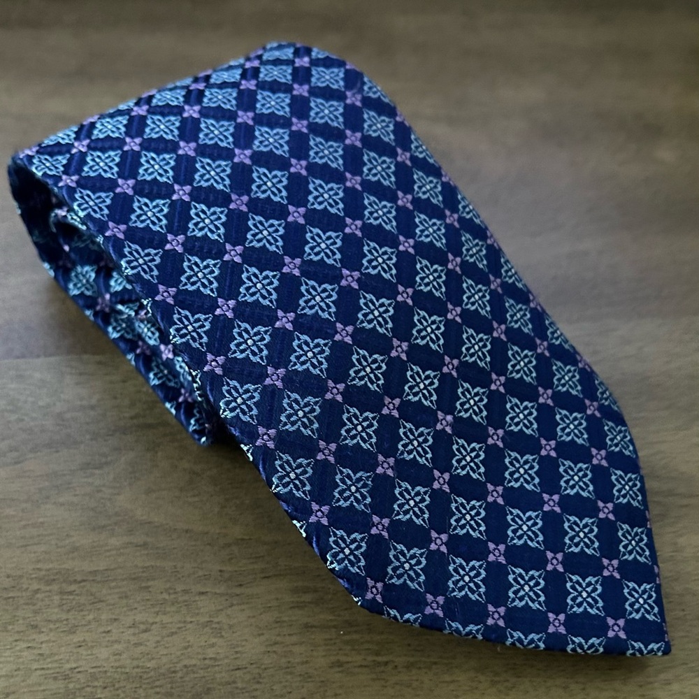 Jones New York Blue and Pink Patterned Tie